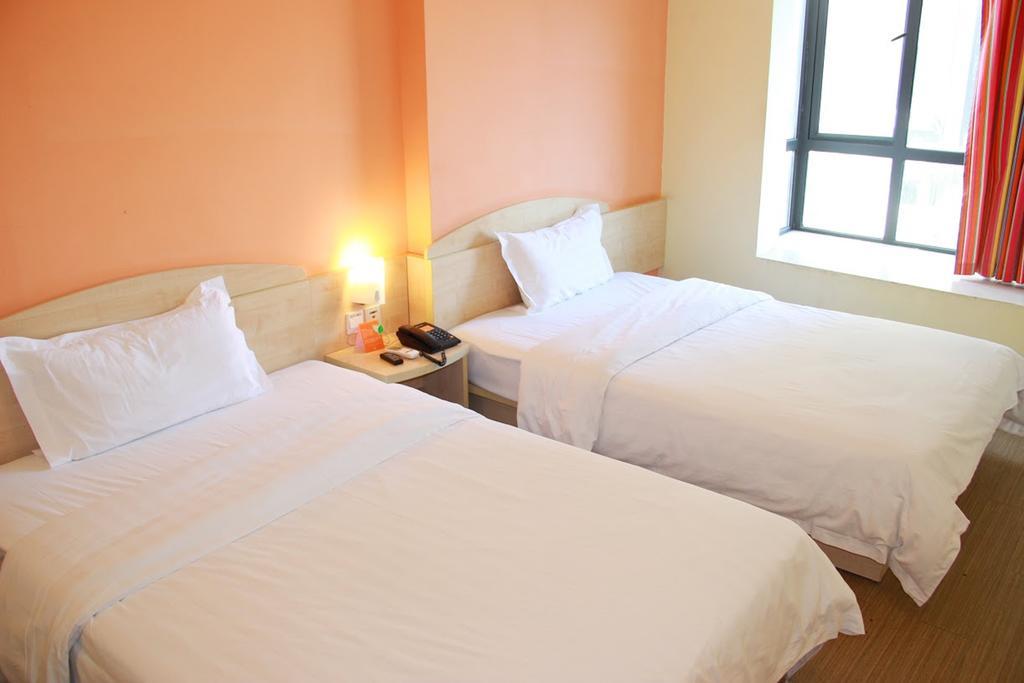 7Days Inn Harbin Exhibition Centre Buitenkant foto